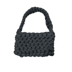 Hand woven chunky knit shoulder bag